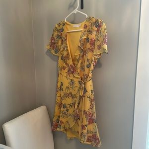 Lush wrap dress size small